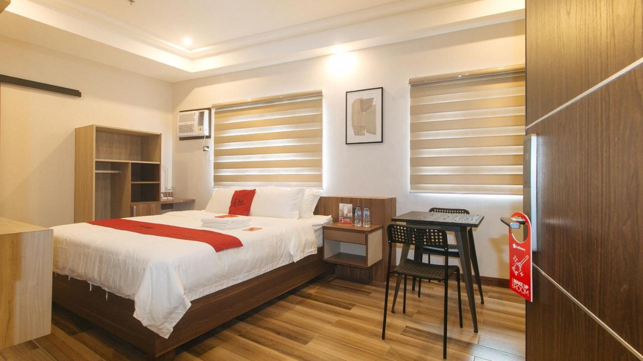 Reddoorz Plus @ Bez Tower And Residences San Juan San Juan  Экстерьер фото