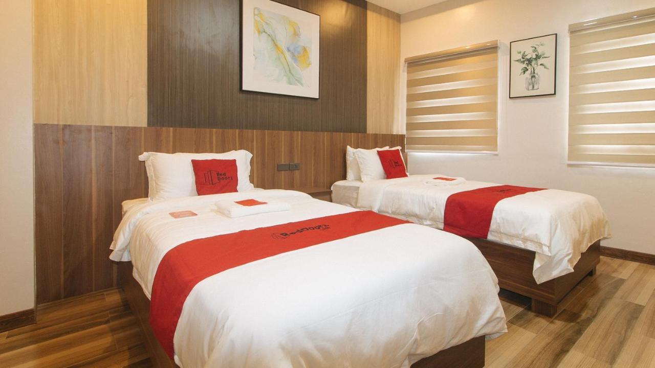 Reddoorz Plus @ Bez Tower And Residences San Juan San Juan  Экстерьер фото