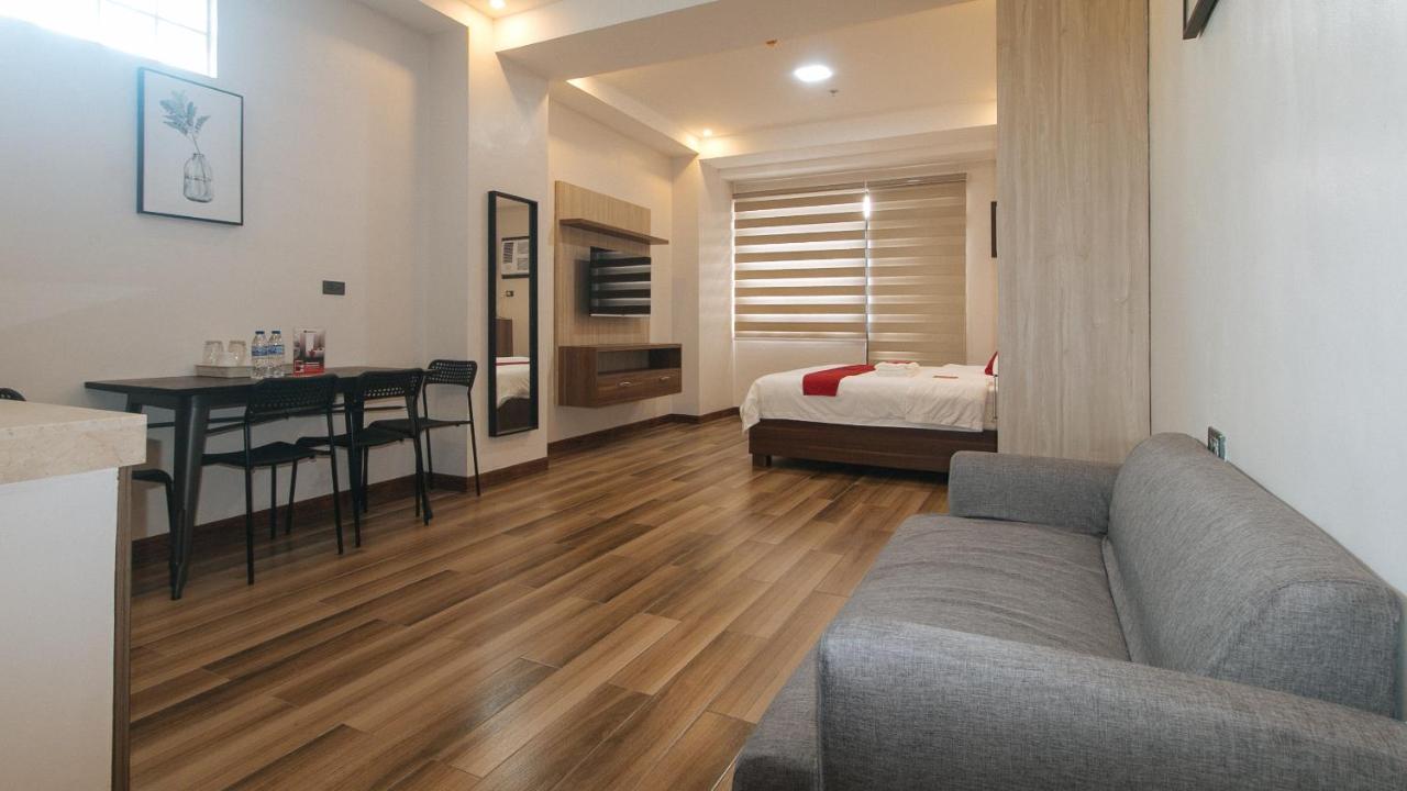 Reddoorz Plus @ Bez Tower And Residences San Juan San Juan  Экстерьер фото
