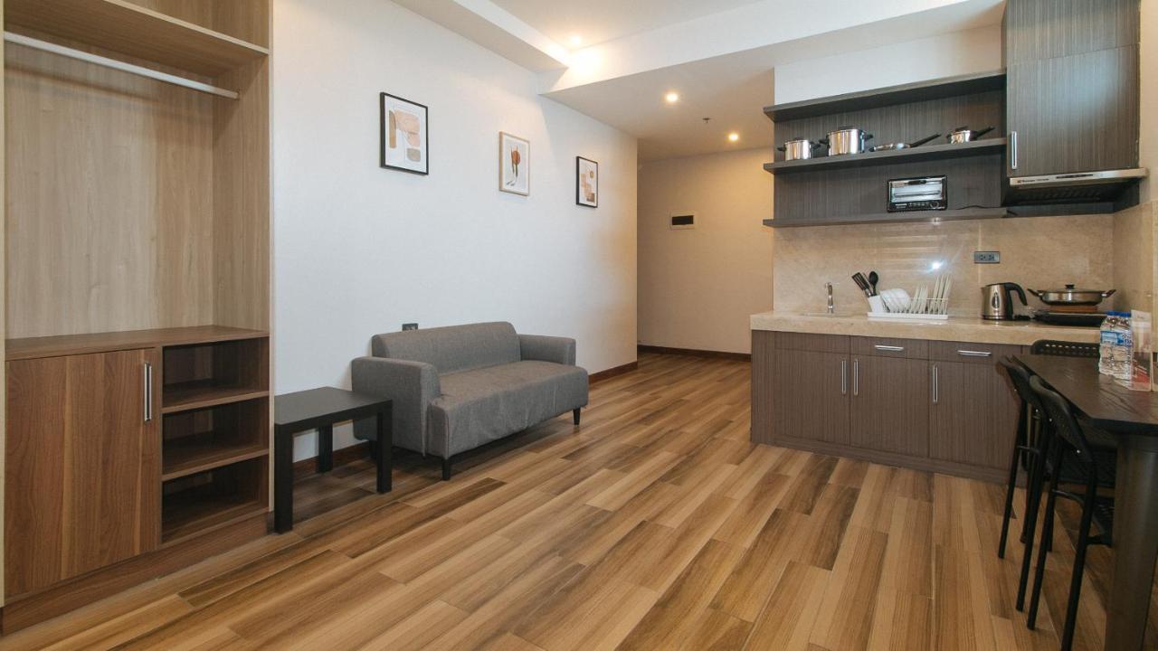 Reddoorz Plus @ Bez Tower And Residences San Juan San Juan  Экстерьер фото